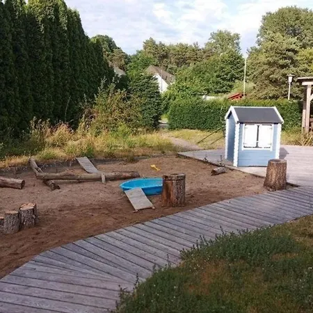 2 Personen Hund Willkommen * Lutow